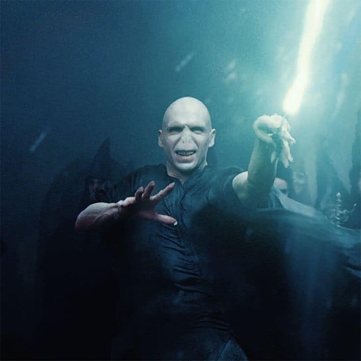 Quem Voldemort matou para criar cada Horcruxes?